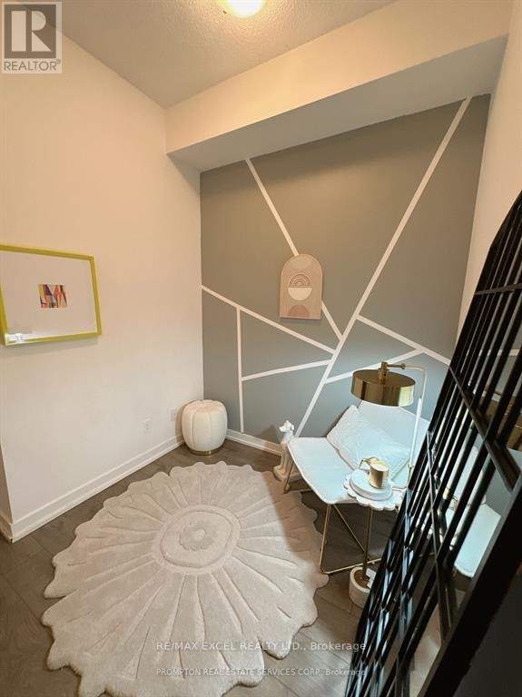 












503 - 297 COLLEGE STREET

,
Toronto (Kensington-Chinatown),




Ontario
M5T0C2

