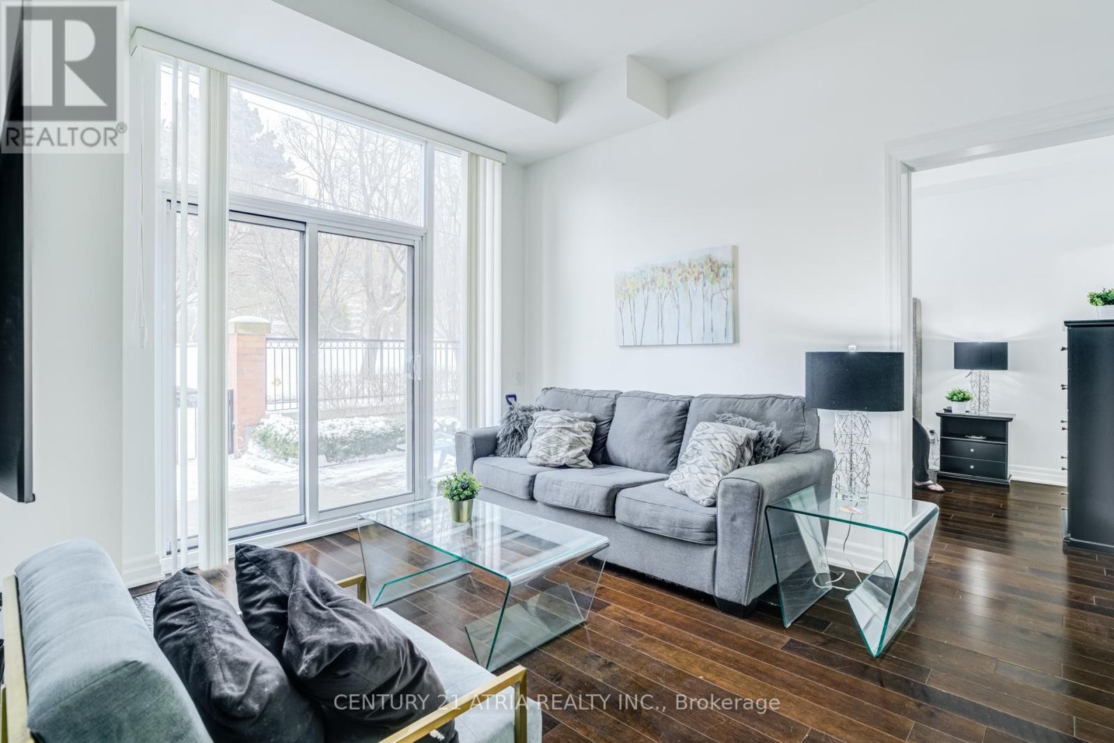 












101 - 17 RUDDINGTON DRIVE

,
Toronto (Bayview Woods-Steeles),




Ontario
M2K0A8

