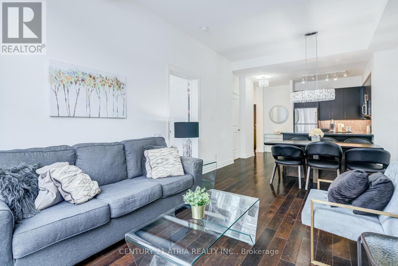 












101 - 17 RUDDINGTON DRIVE

,
Toronto (Bayview Woods-Steeles),




Ontario
M2K0A8

