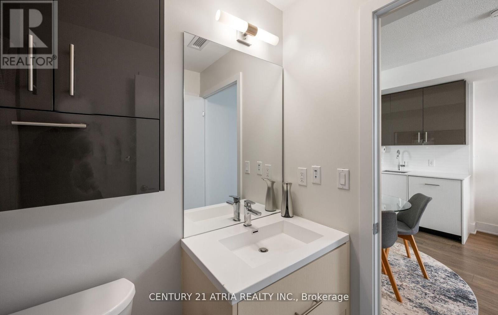 












1503 - 188 FAIRVIEW MALL DRIVE

,
Toronto (Don Valley Village),




Ontario
M2J0H7

