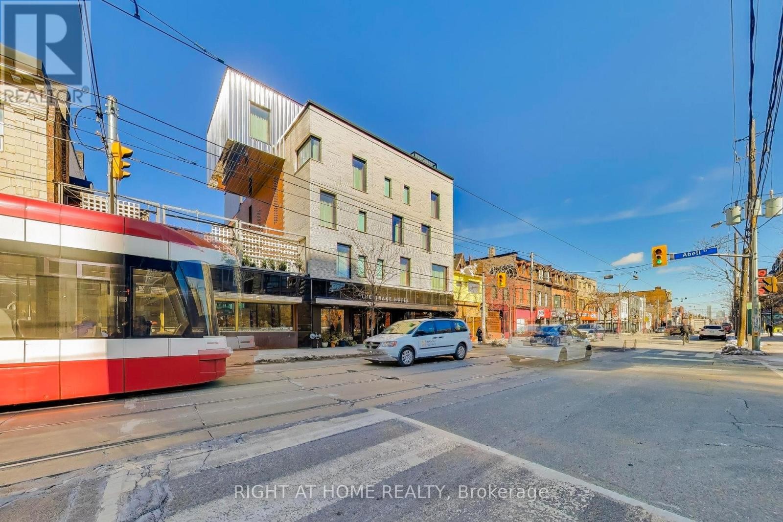 












98 SUDBURY STREET

,
Toronto (Trinity-Bellwoods),




Ontario
M6J0A9

