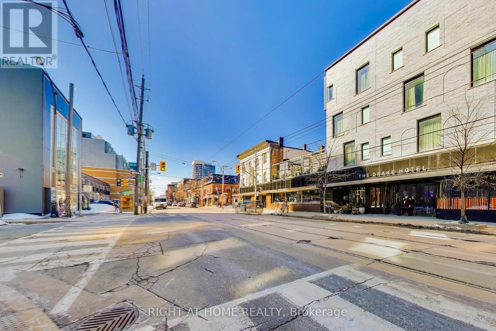 












98 SUDBURY STREET

,
Toronto (Trinity-Bellwoods),




Ontario
M6J0A9

