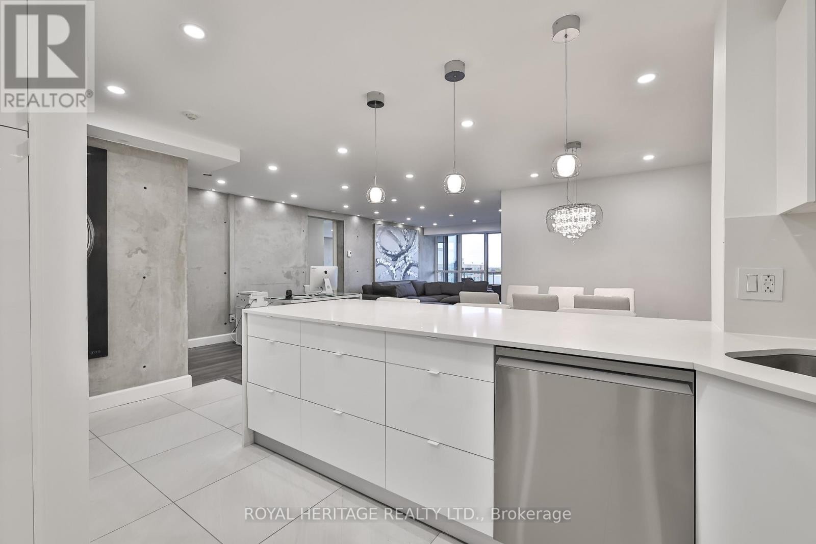 












801 - 10 TORRESDALE AVENUE

,
Toronto (Westminster-Branson),




Ontario
M2R3V8

