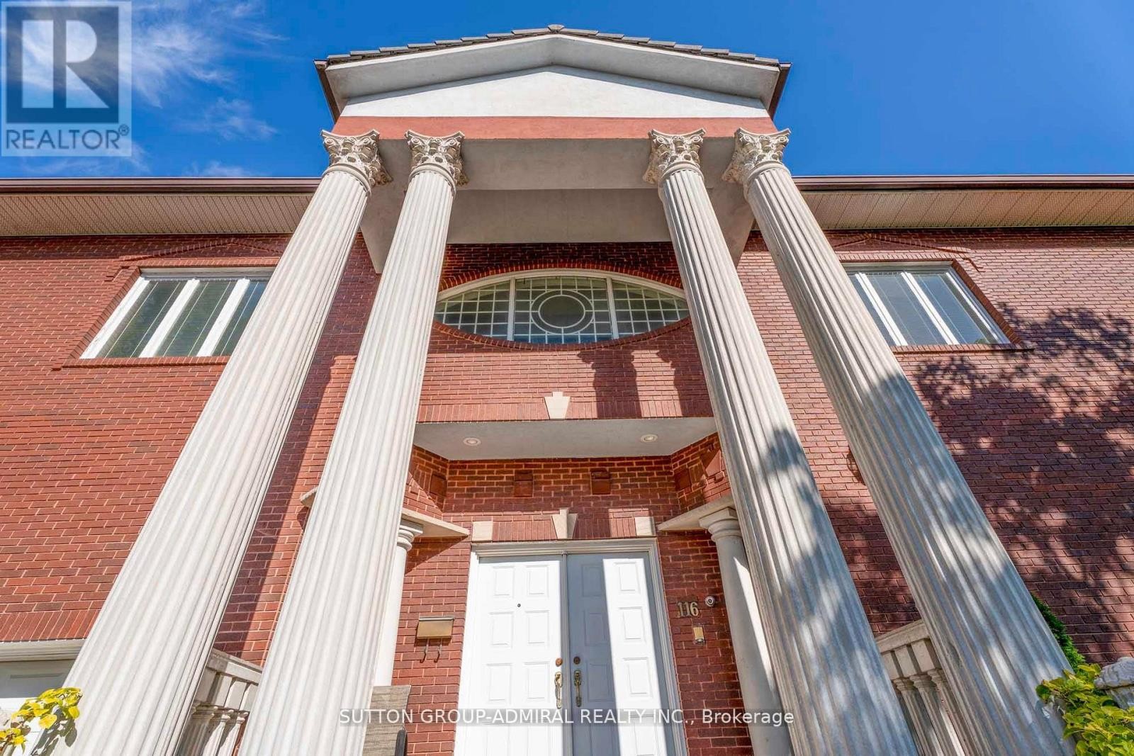 












116 GOULDING AVENUE

,
Toronto (Newtonbrook West),




Ontario
M2M1L4

