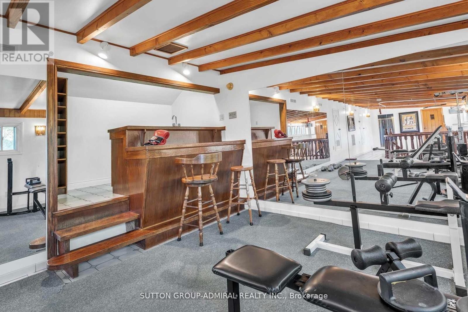 












116 GOULDING AVENUE

,
Toronto (Newtonbrook West),




Ontario
M2M1L4

