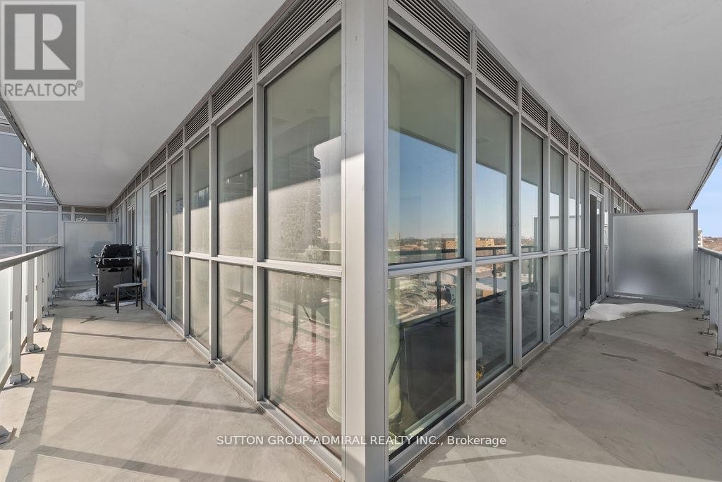 












1105 - 501 ST. CLAIR AVENUE

,
Toronto (Casa Loma),




Ontario
M5P0A2

