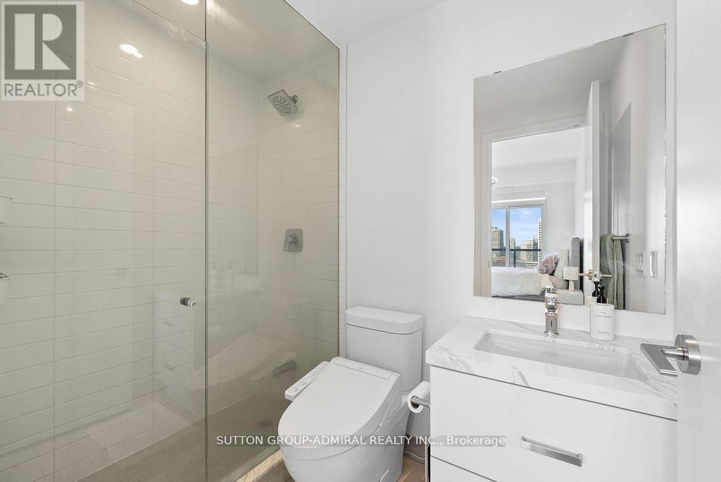 












1105 - 501 ST. CLAIR AVENUE

,
Toronto (Casa Loma),




Ontario
M5P0A2

