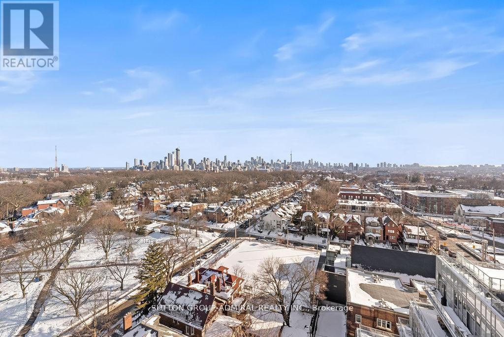 












1105 - 501 ST. CLAIR AVENUE

,
Toronto (Casa Loma),




Ontario
M5P0A2

