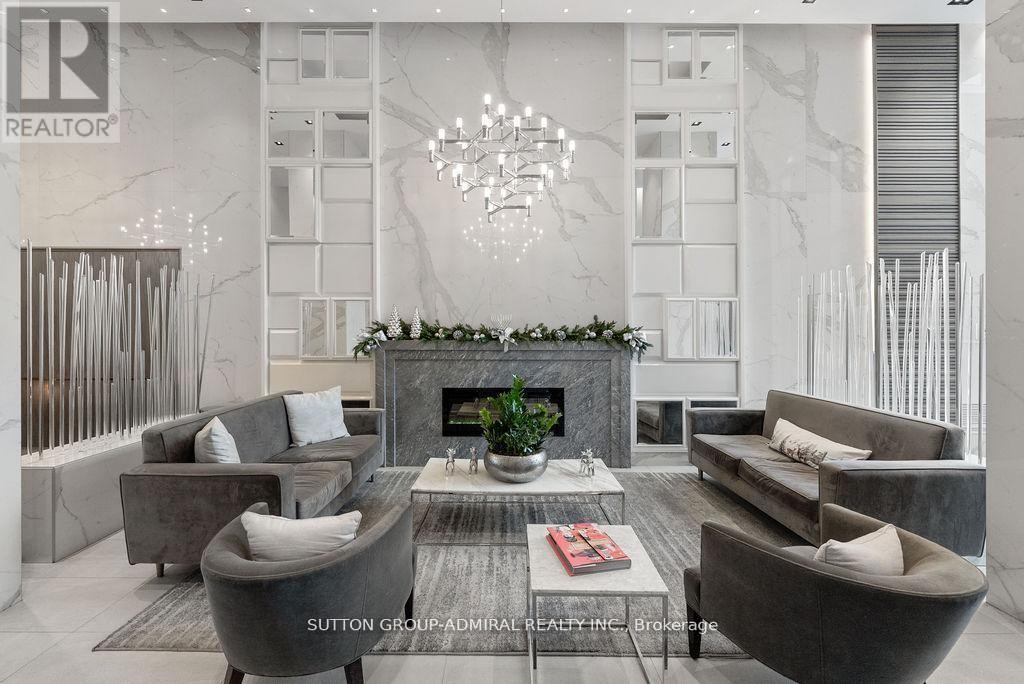 












1105 - 501 ST. CLAIR AVENUE

,
Toronto (Casa Loma),




Ontario
M5P0A2

