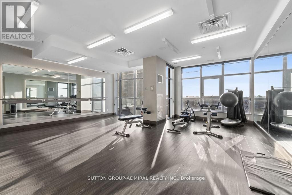 












1105 - 501 ST. CLAIR AVENUE

,
Toronto (Casa Loma),




Ontario
M5P0A2

