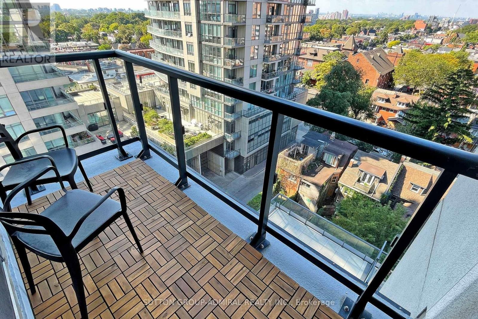 












907 - 1486 BATHURST STREET

,
Toronto (Humewood-Cedarvale),




Ontario
M5P3G9

