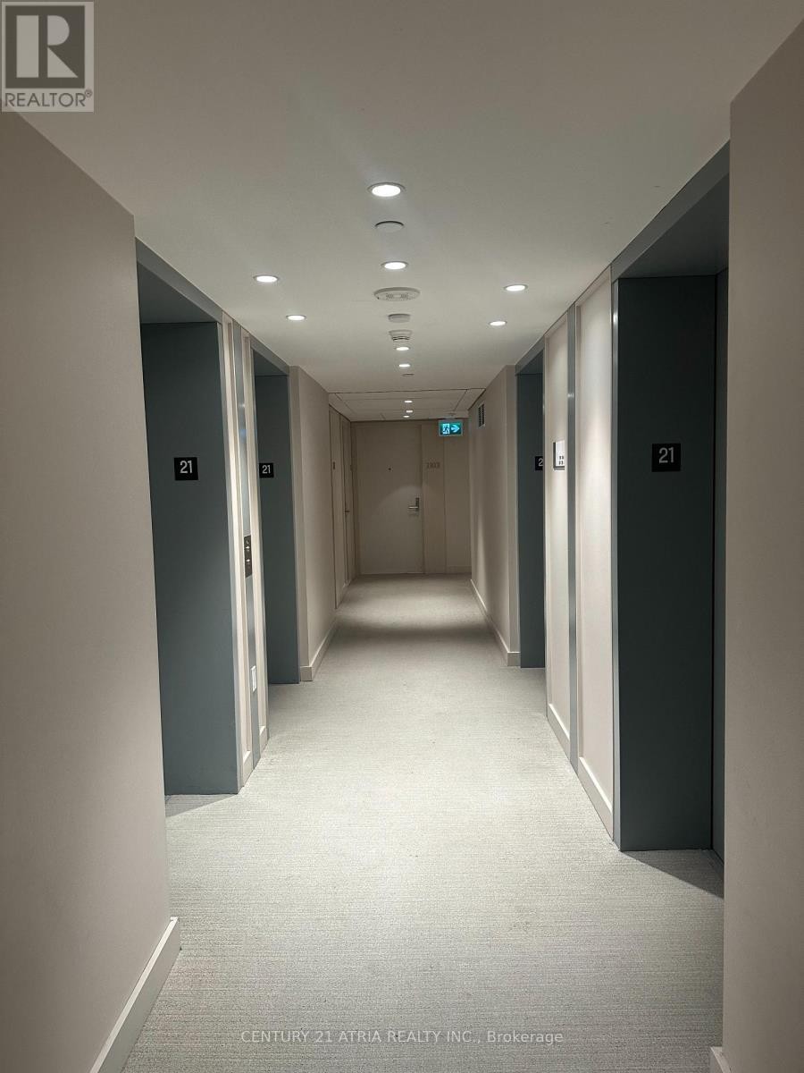 












2108 - 115 BLUE JAYS WAY

,
Toronto (Waterfront Communities),




Ontario
M5V0N4

