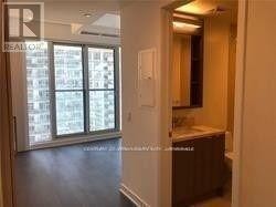 












2108 - 115 BLUE JAYS WAY

,
Toronto (Waterfront Communities),




Ontario
M5V0N4

