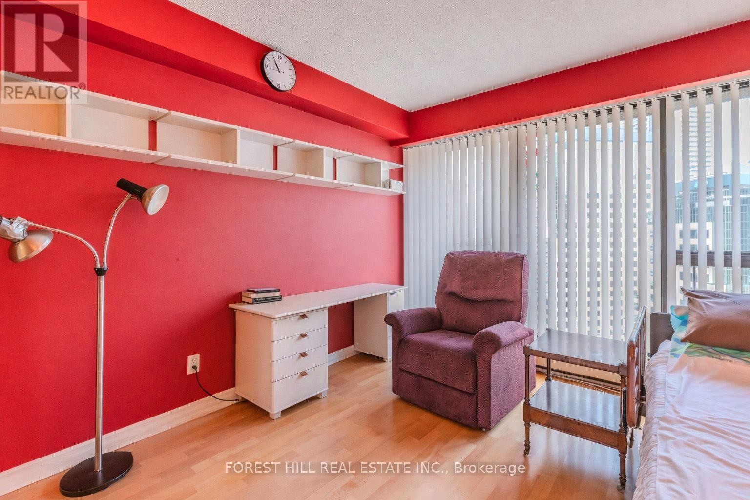 












2313 - 55 HARBOUR SQUARE

,
Toronto (Waterfront Communities),




Ontario
M5J2L1

