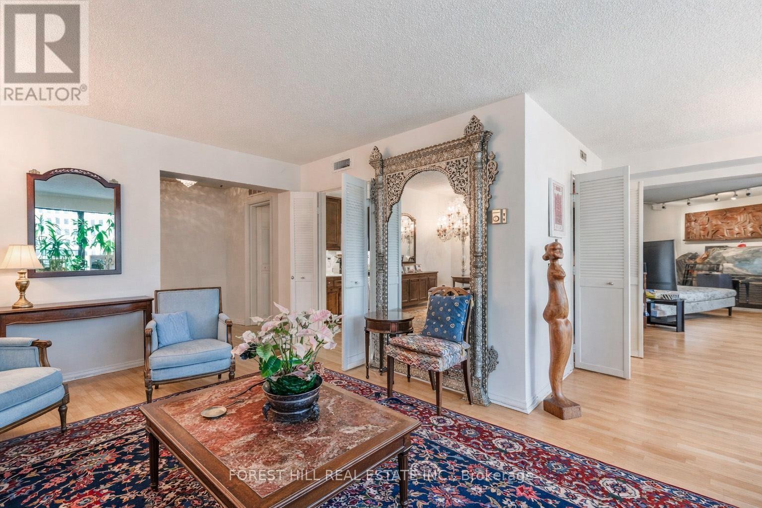 












2313 - 55 HARBOUR SQUARE

,
Toronto (Waterfront Communities),




Ontario
M5J2L1

