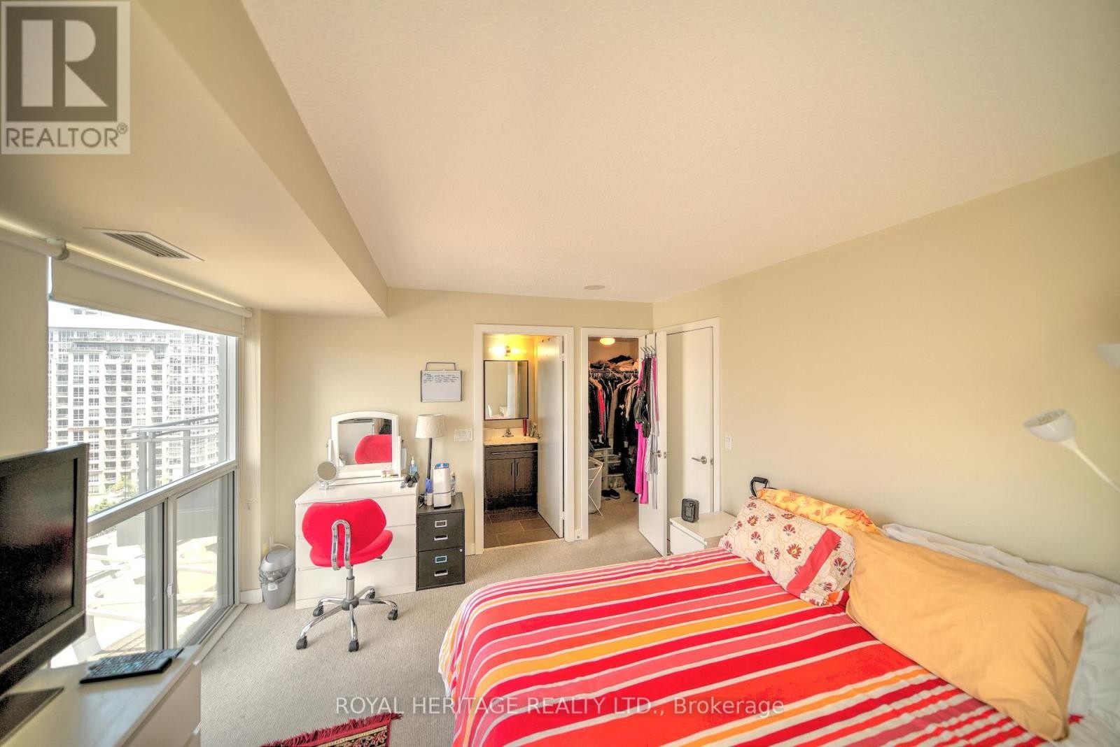 












1007 - 100 WESTERN BATTERY ROAD

,
Toronto (Niagara),




Ontario
M6K3S2

