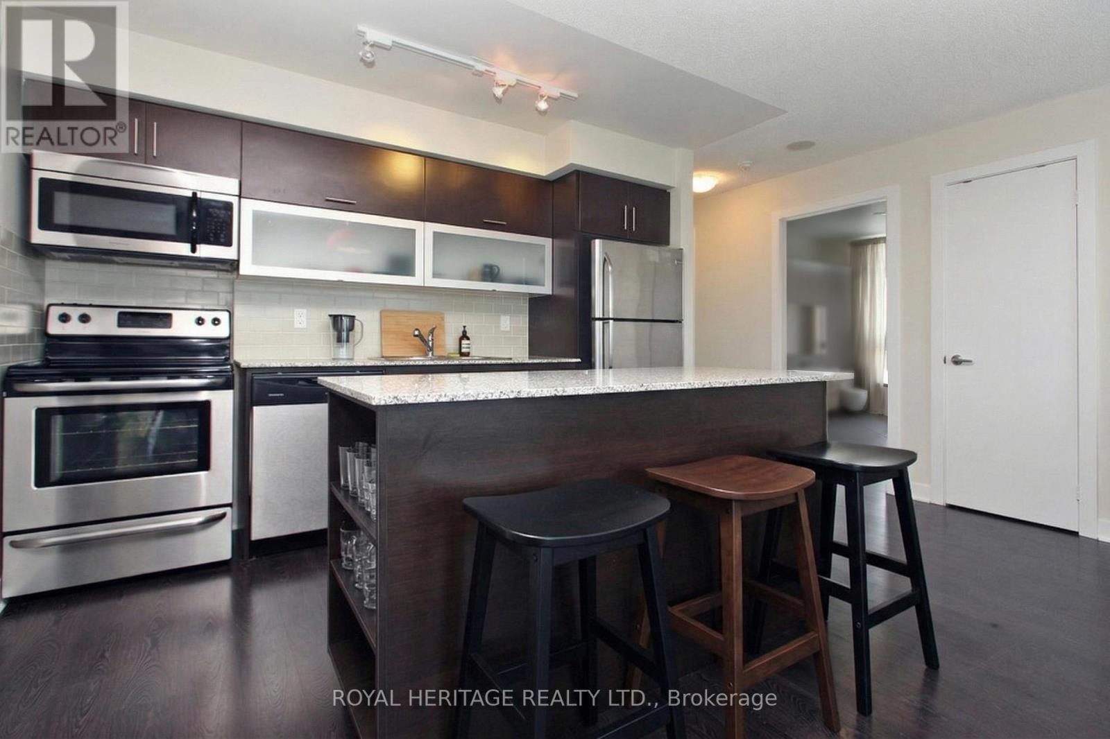 












1007 - 100 WESTERN BATTERY ROAD

,
Toronto (Niagara),




Ontario
M6K3S2

