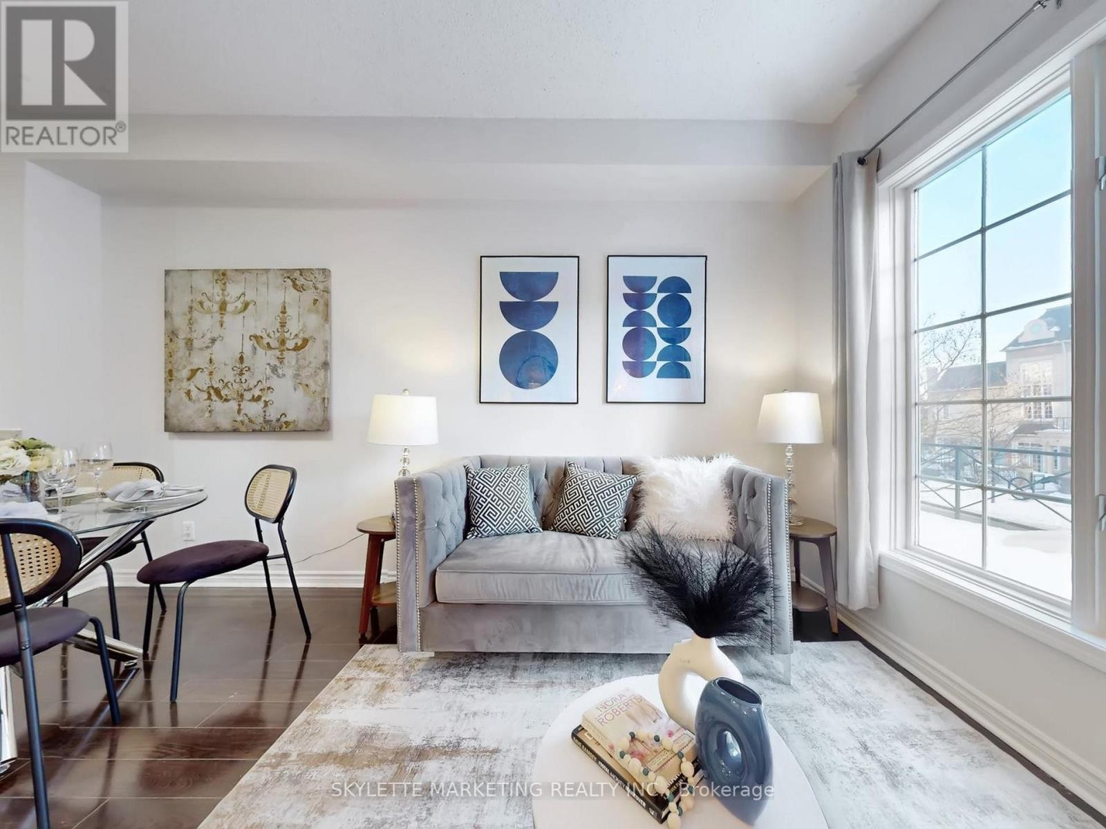 












GV216 - 8 REAN DRIVE

,
Toronto (Bayview Village),




Ontario
M2K3B9

