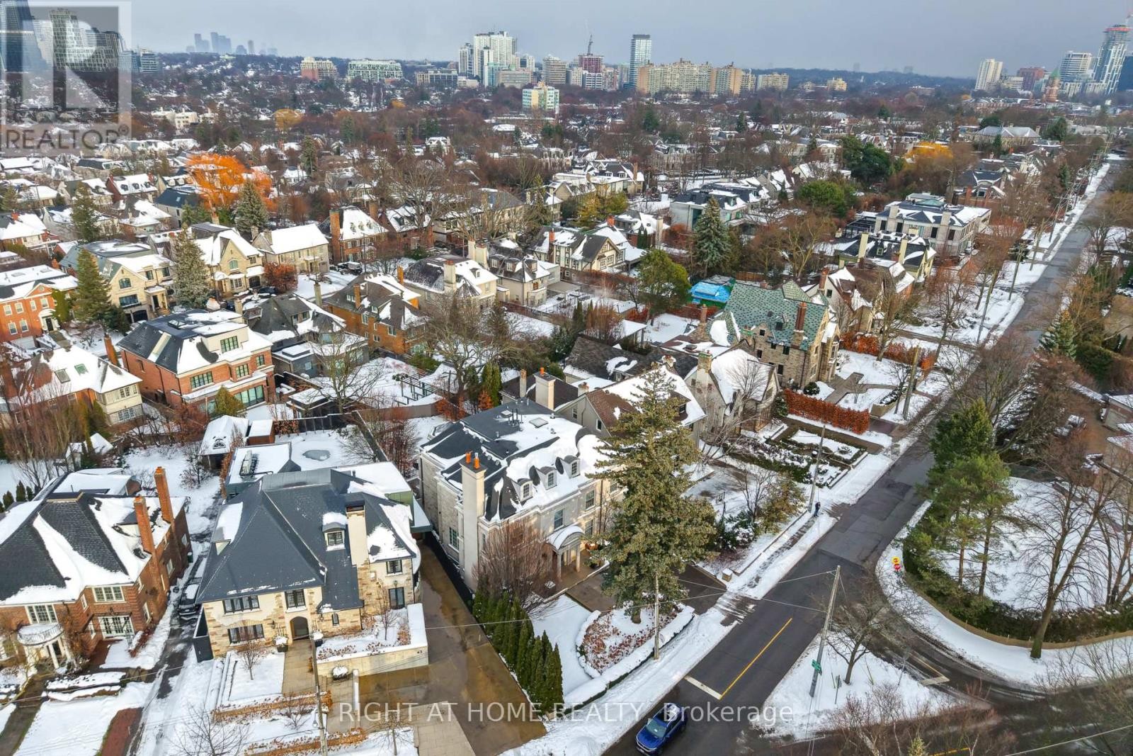 












41 OLD FOREST HILL ROAD

,
Toronto (Forest Hill South),




Ontario
M5P2P8

