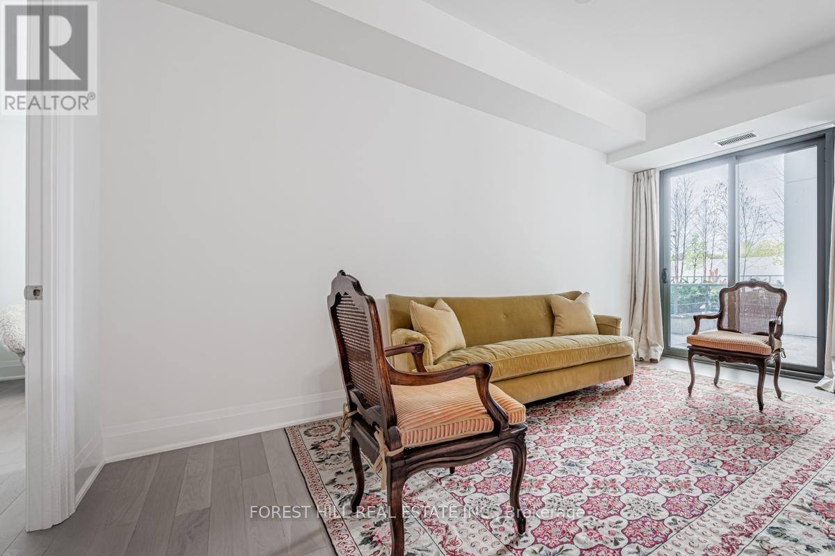 












201 - 280 HOWLAND AVENUE

,
Toronto (Annex),




Ontario
M5R0C3

