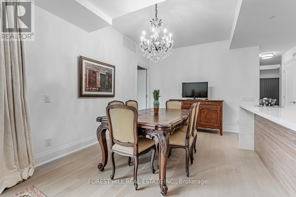 












201 - 280 HOWLAND AVENUE

,
Toronto (Annex),




Ontario
M5R0C3

