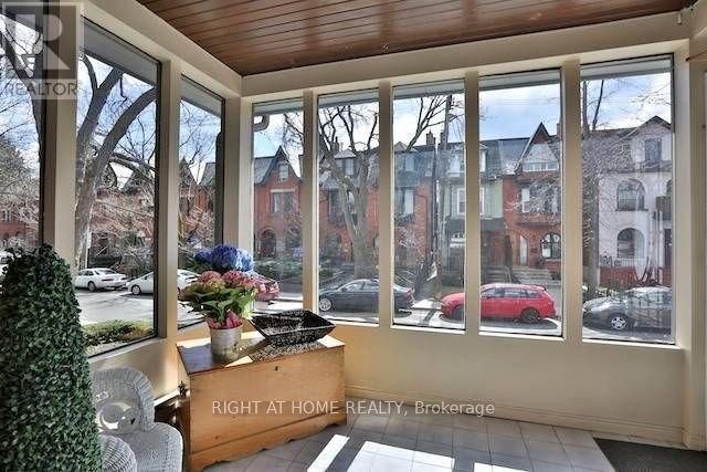 












34 MACPHERSON AVENUE

,
Toronto (Annex),




Ontario
M5R1W8

