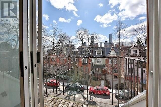 












34 MACPHERSON AVENUE

,
Toronto (Annex),




Ontario
M5R1W8

