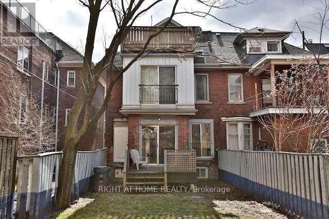 












34 MACPHERSON AVENUE

,
Toronto (Annex),




Ontario
M5R1W8

