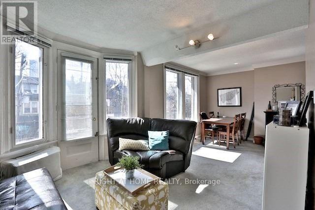 












34 MACPHERSON AVENUE

,
Toronto (Annex),




Ontario
M5R1W8

