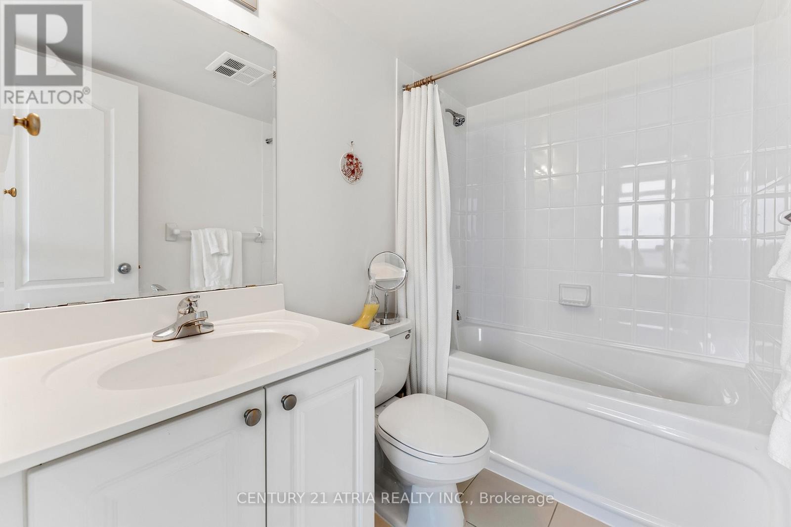 












808 - 3 REAN DRIVE

,
Toronto (Bayview Village),




Ontario
M2K3C2

