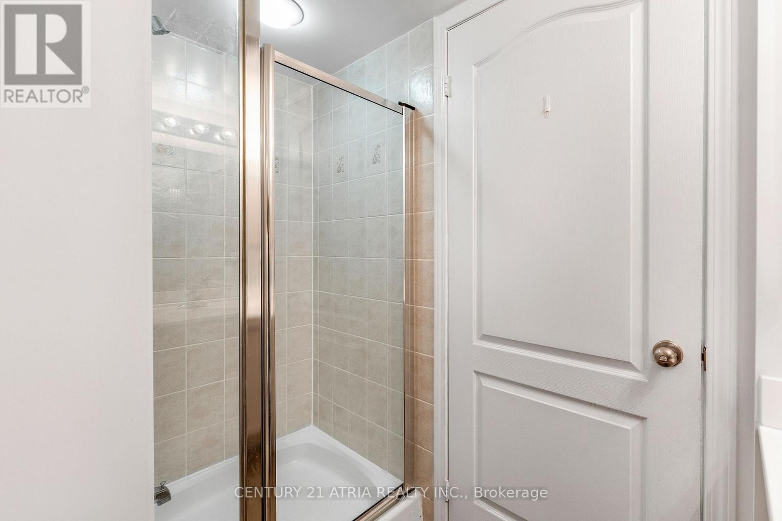 












808 - 3 REAN DRIVE

,
Toronto (Bayview Village),




Ontario
M2K3C2

