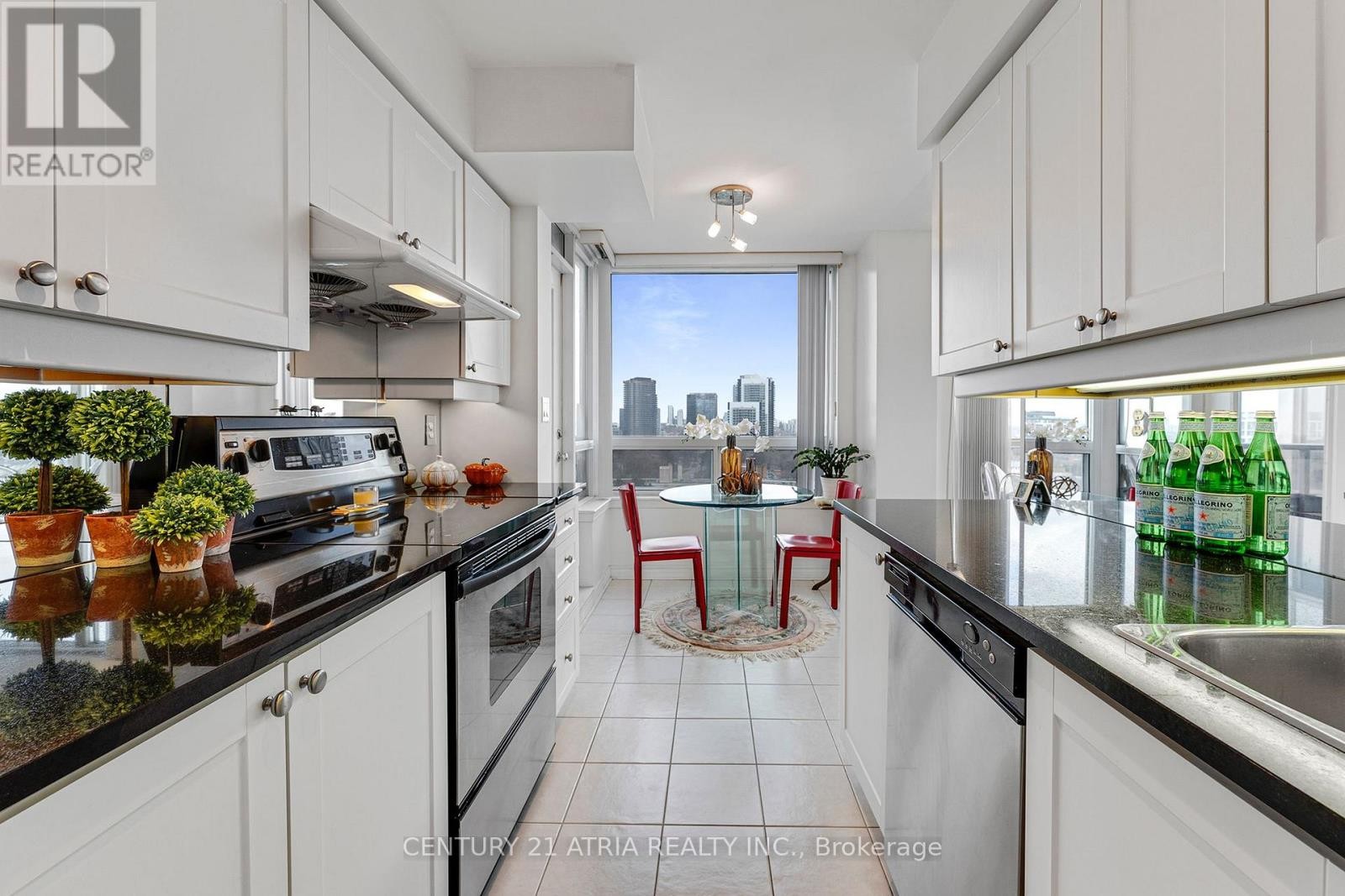 












808 - 3 REAN DRIVE

,
Toronto (Bayview Village),




Ontario
M2K3C2

