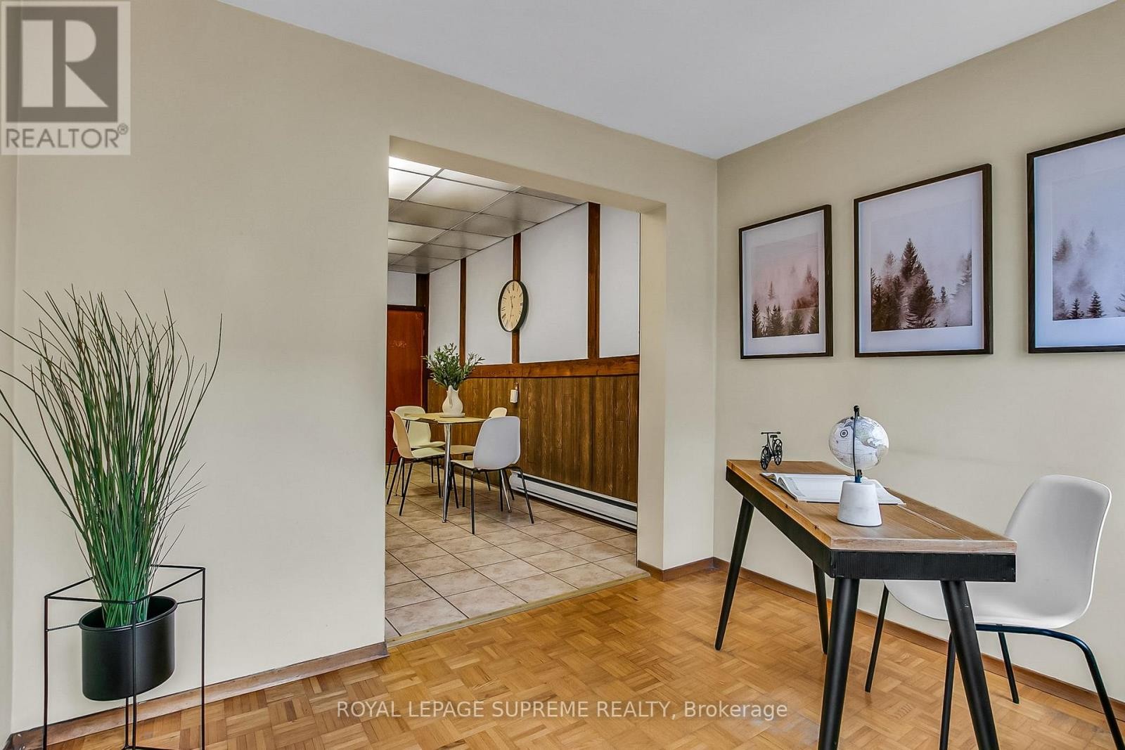 












163 BEACONSFIELD AVENUE

,
Toronto (Little Portugal),




Ontario
M6J3J7

