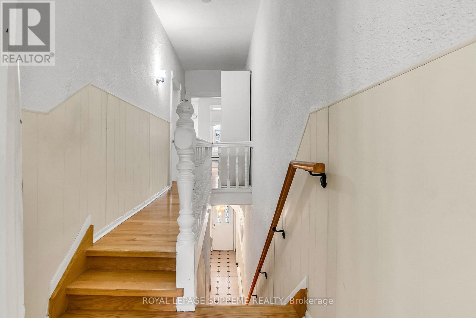 












163 BEACONSFIELD AVENUE

,
Toronto (Little Portugal),




Ontario
M6J3J7

