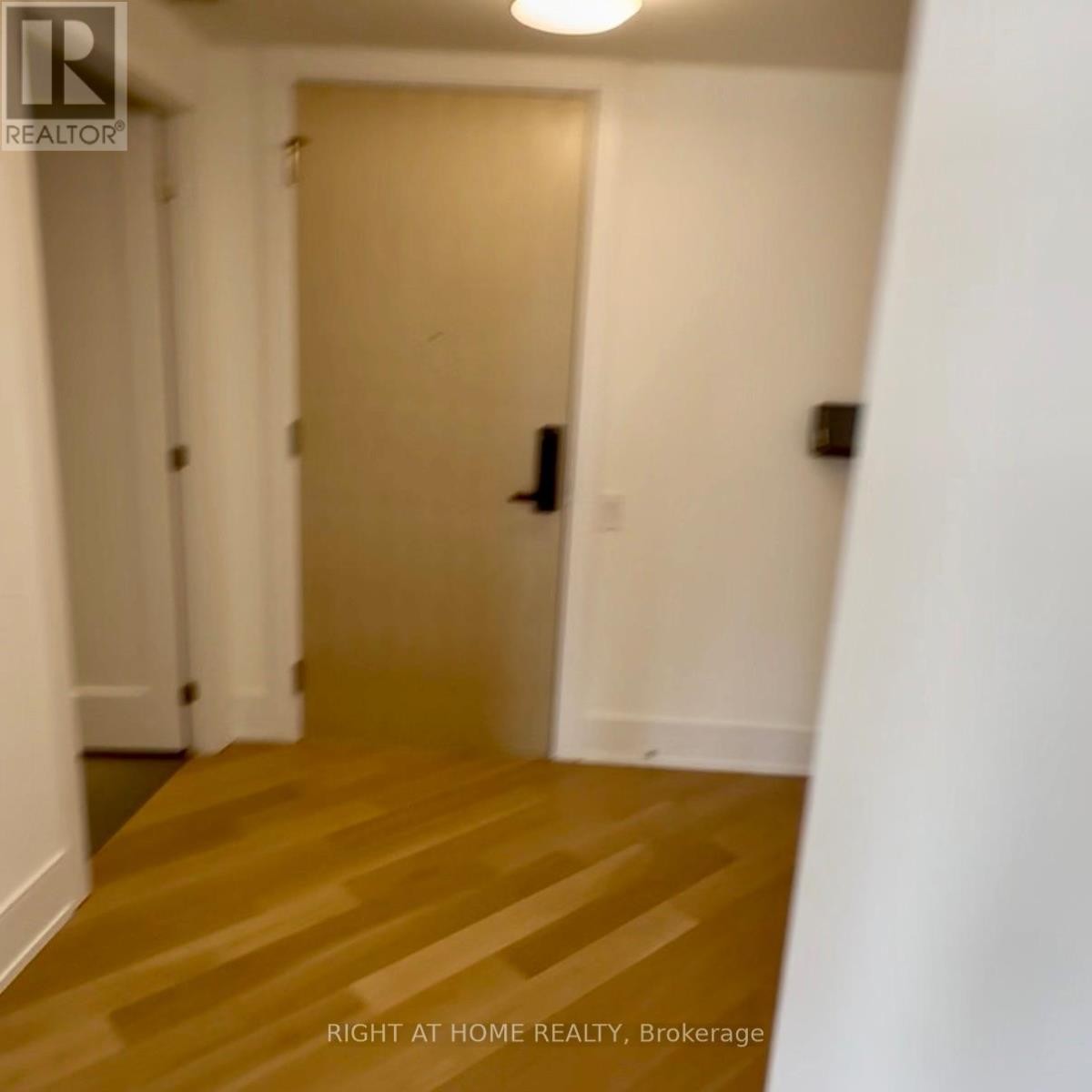 












606 - 155 MERCHANTS' WHARF

,
Toronto (Waterfront Communities),




Ontario
M5A0Y4

