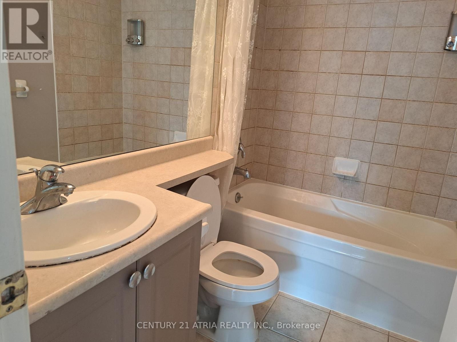 












1508 - 28 BYNG AVENUE

,
Toronto (Willowdale East),




Ontario
M2N7H4

