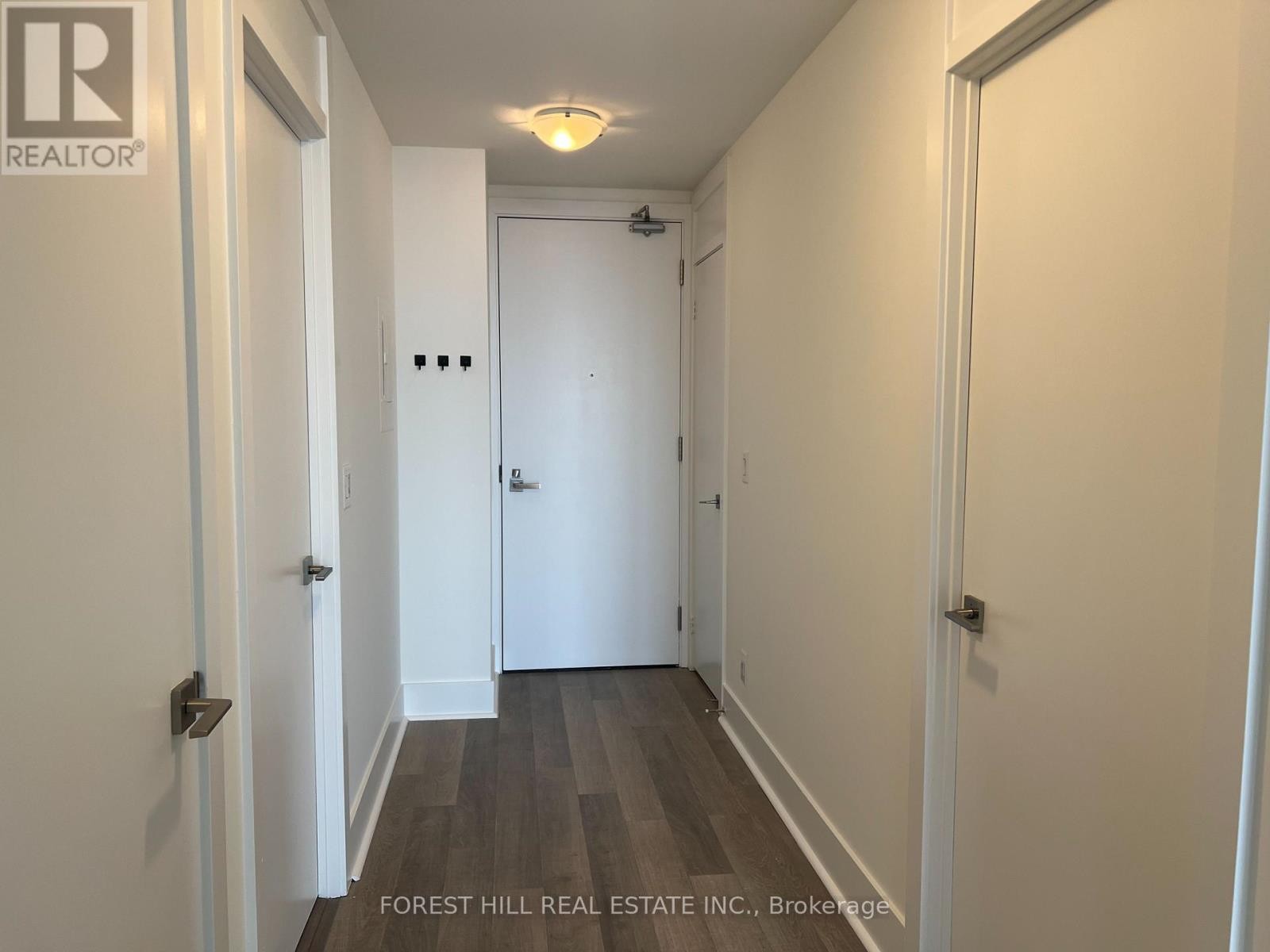 












2105 - 32 DAVENPORT ROAD

,
Toronto (Annex),




Ontario
M5R1H3

