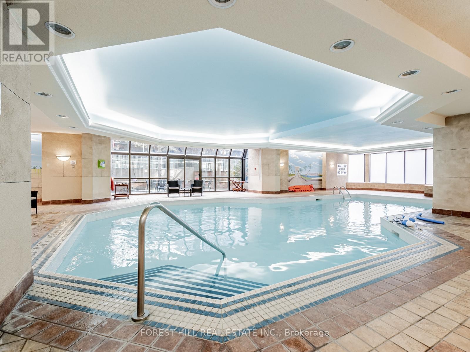 












2313 - 633 BAY STREET

,
Toronto (Bay Street Corridor),




Ontario
M5G2G4

