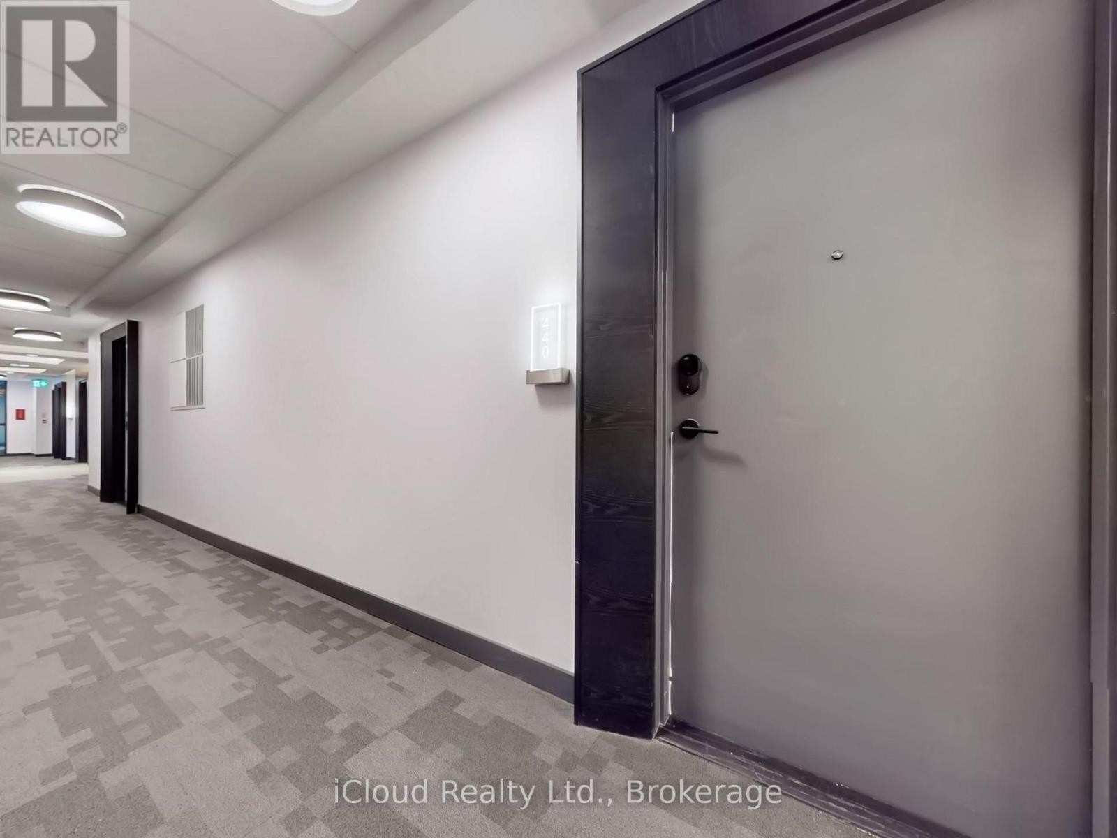 












440 - 60 PRINCESS STREET

,
Toronto (Waterfront Communities),




Ontario
M5A2C7

