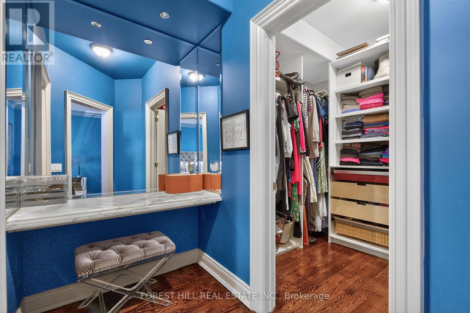 












29 WEBSTER AVENUE

,
Toronto (Annex),




Ontario
M5R1N6

