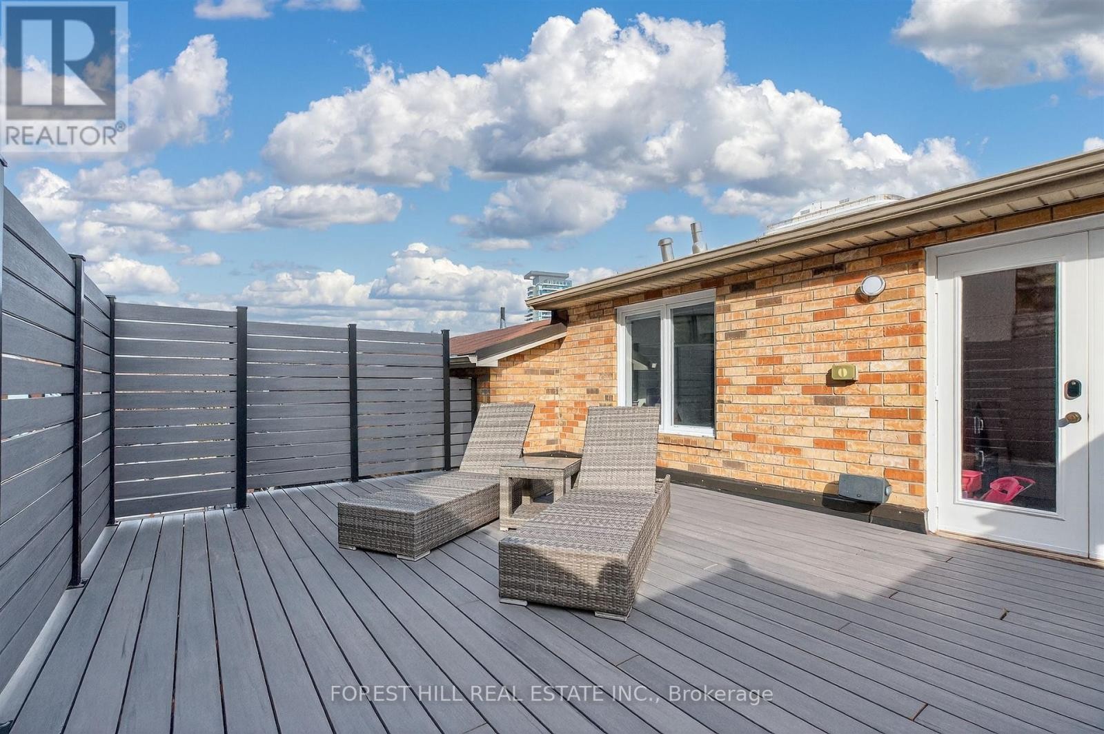 












29 WEBSTER AVENUE

,
Toronto (Annex),




Ontario
M5R1N6

