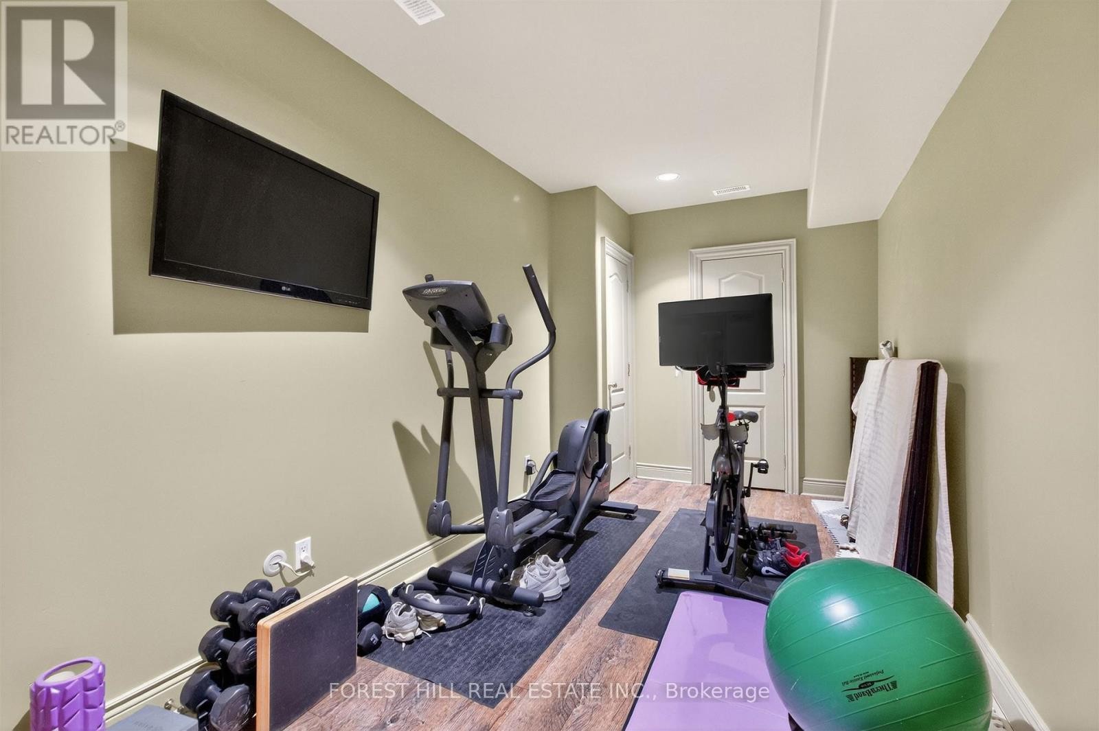 












29 WEBSTER AVENUE

,
Toronto (Annex),




Ontario
M5R1N6

