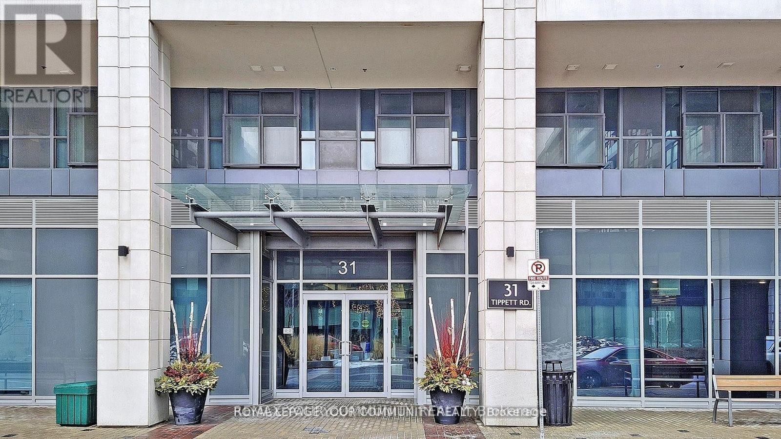 












1405 - 31 TIPPETT ROAD

,
Toronto (Clanton Park),




Ontario
M3H0C8

