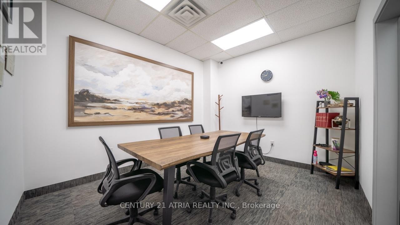 












204 - 716 GORDON BAKER ROAD

,
Toronto (Hillcrest Village),




Ontario
M2H3B4

