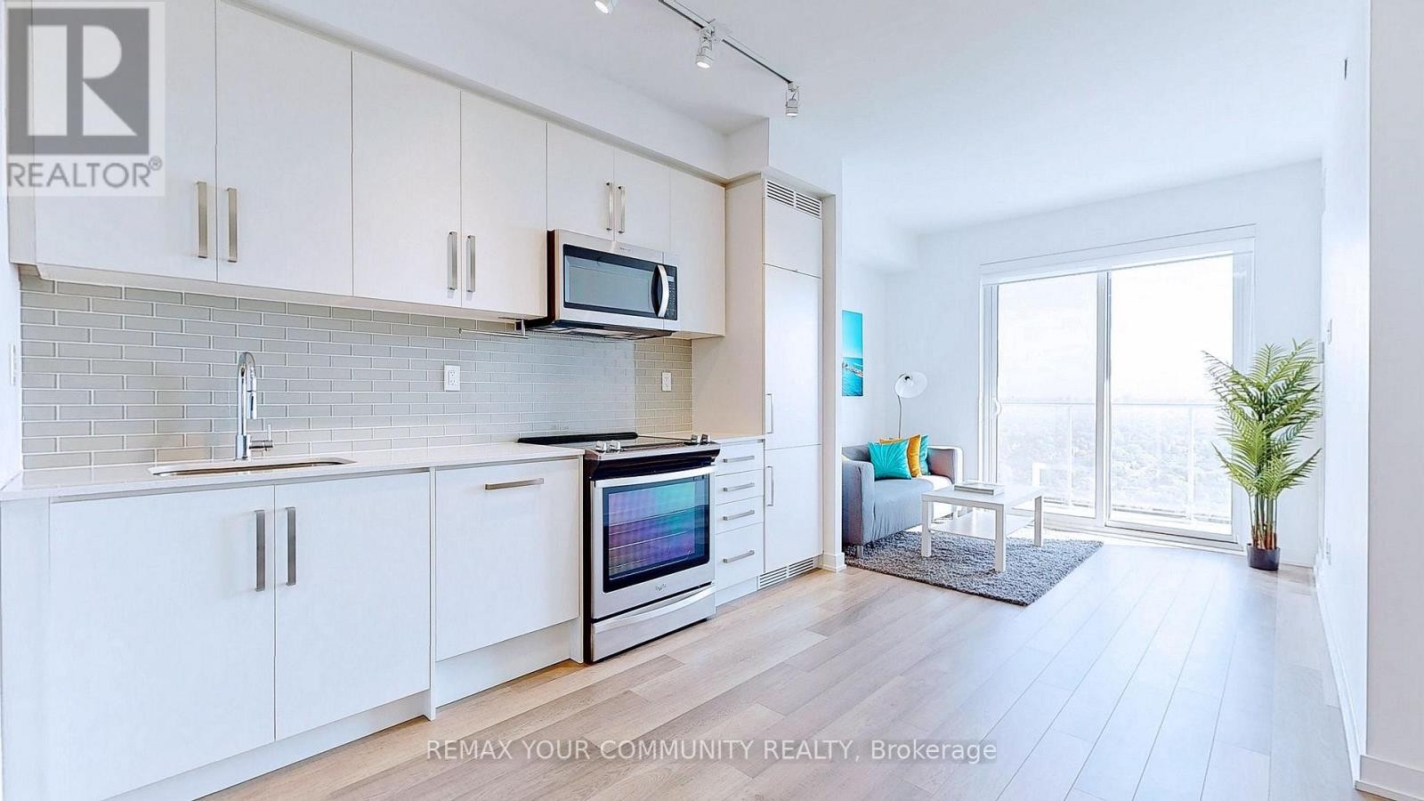 












3305 - 5180 YONGE STREET

,
Toronto (Willowdale West),




Ontario
M2N0K5


