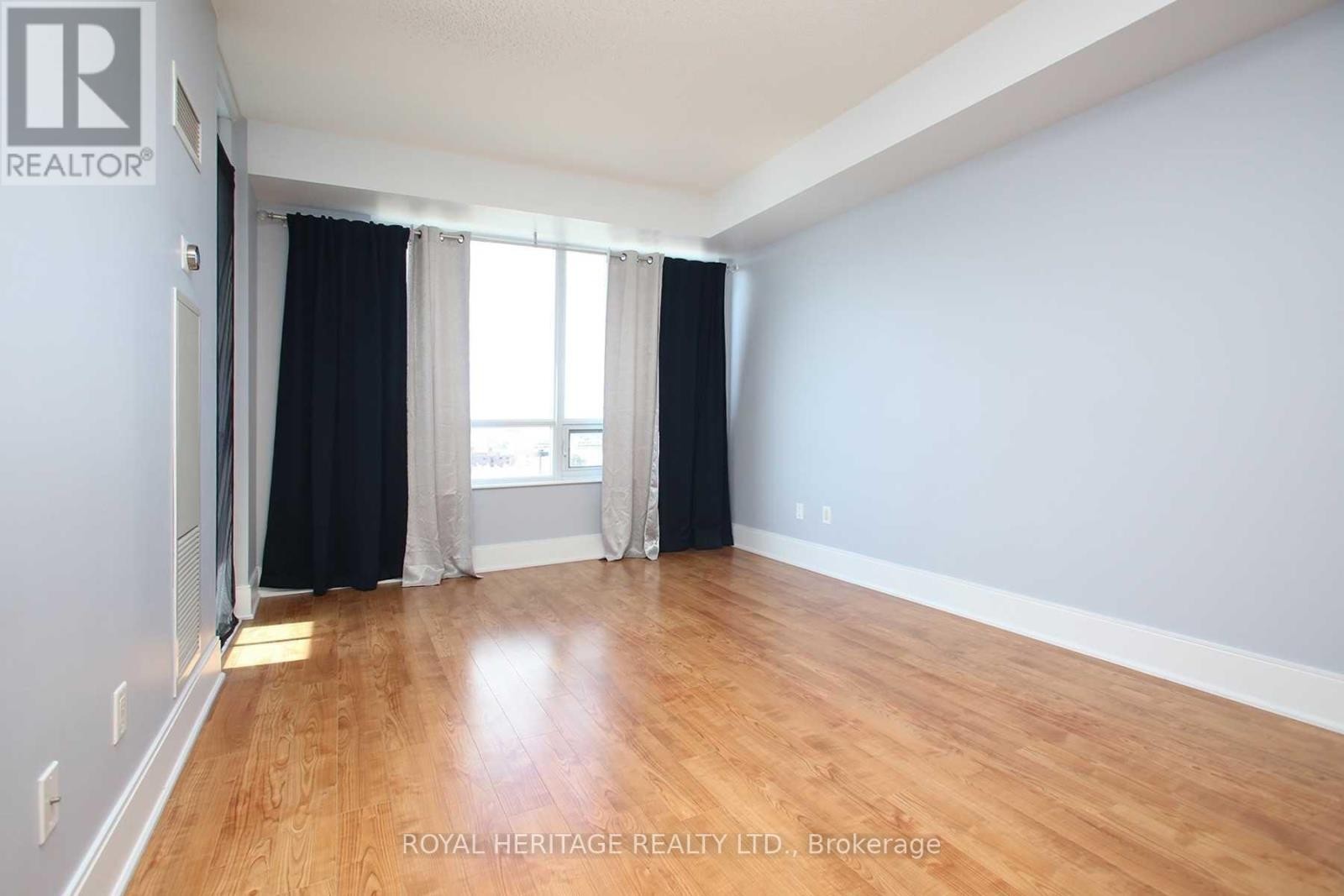 












1505 - 181 WYNFORD DRIVE

,
Toronto (Banbury-Don Mills),




Ontario
M3C0C6

