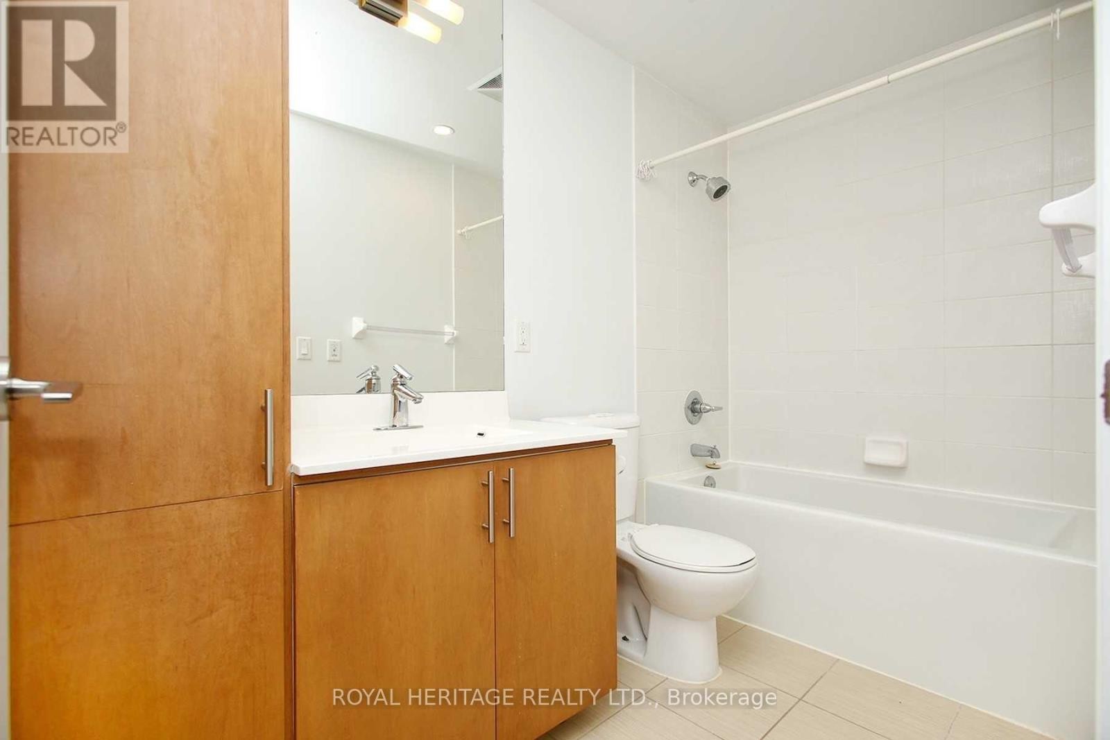 












1505 - 181 WYNFORD DRIVE

,
Toronto (Banbury-Don Mills),




Ontario
M3C0C6

