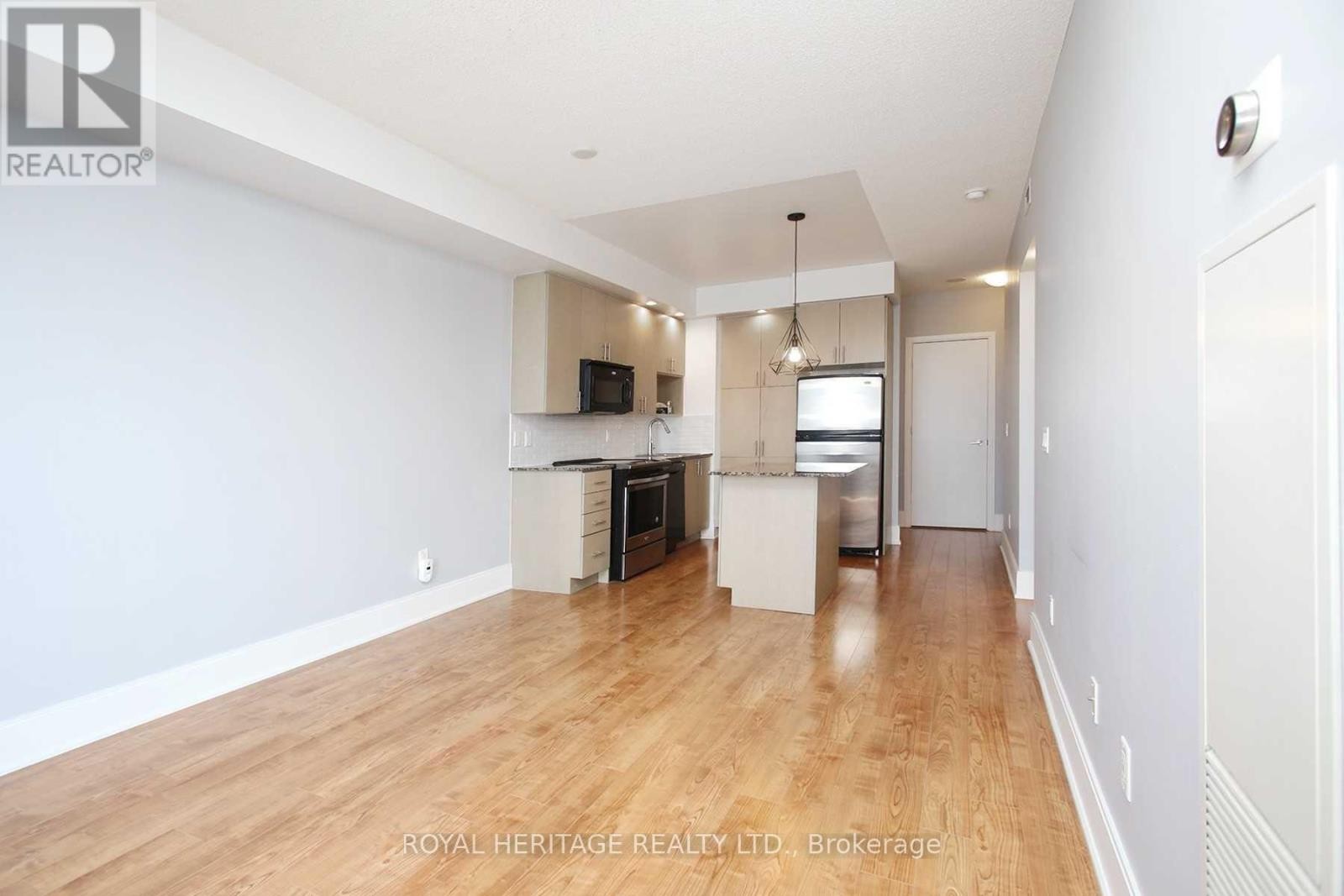 












1505 - 181 WYNFORD DRIVE

,
Toronto (Banbury-Don Mills),




Ontario
M3C0C6

