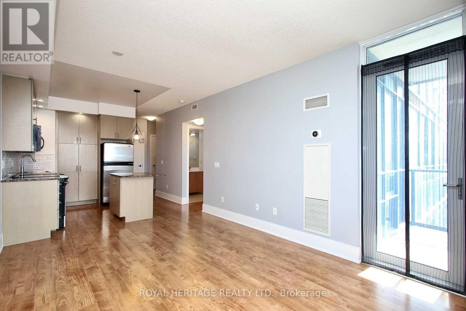 












1505 - 181 WYNFORD DRIVE

,
Toronto (Banbury-Don Mills),




Ontario
M3C0C6

