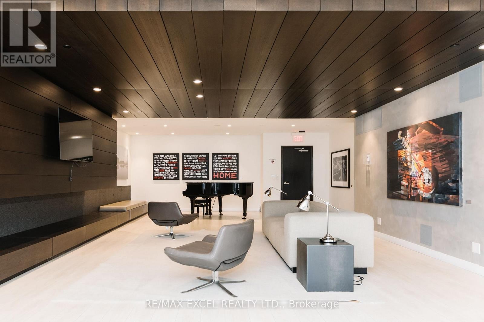 












1307 - 170 SUMACH STREET

,
Toronto (Regent Park),




Ontario
M5A0C3

